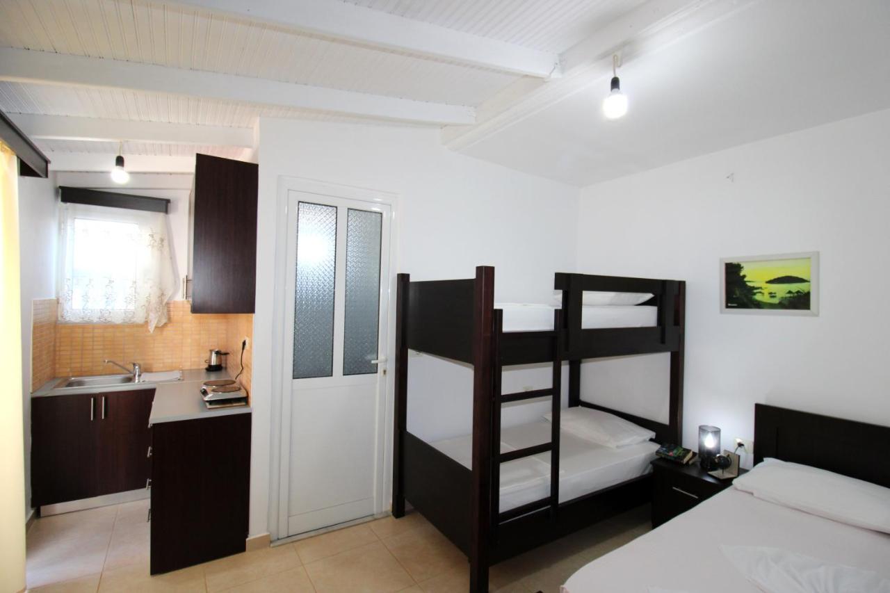 Vila Reni Risi Ksamil Extérieur photo