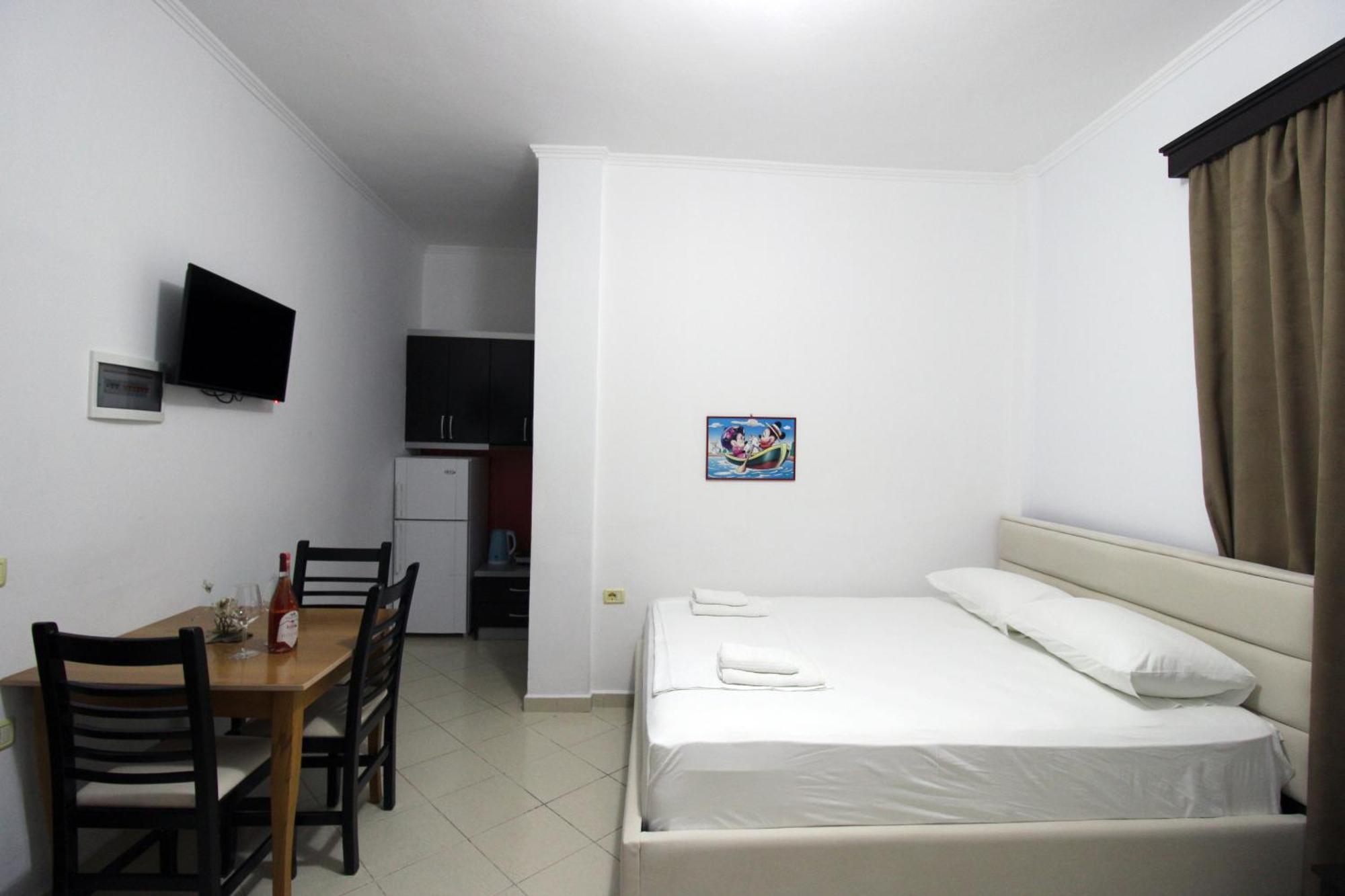 Vila Reni Risi Ksamil Extérieur photo